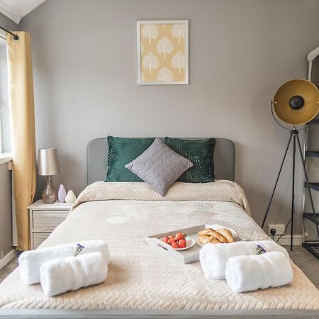 فيلا فولكستونفي Idyllic 3-Bed House. 5-Min From Channel Tunnel المظهر الخارجي الصورة