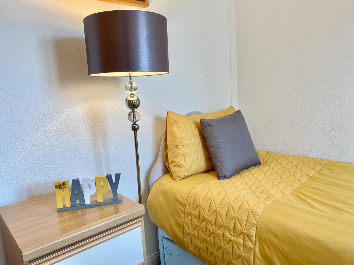 فيلا فولكستونفي Idyllic 3-Bed House. 5-Min From Channel Tunnel المظهر الخارجي الصورة