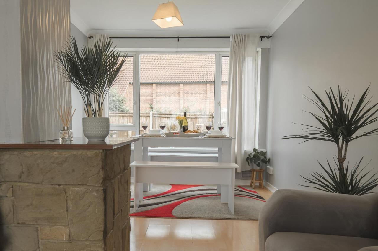 فيلا فولكستونفي Idyllic 3-Bed House. 5-Min From Channel Tunnel المظهر الخارجي الصورة